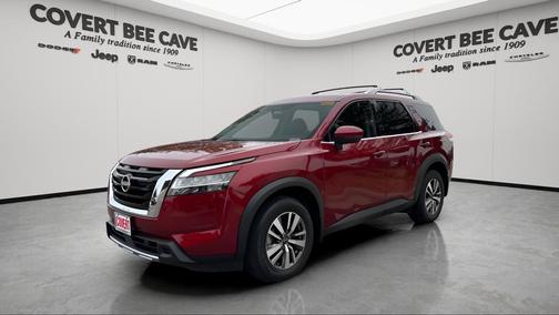 2024 Nissan Pathfinder SL