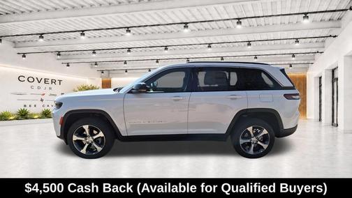 Bright White Clearcoat 2026 Jeep Grand Cherokee Limited