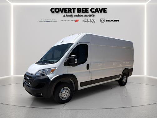 Bright White Clearcoat 2026 RAM ProMaster 2500 High Roof