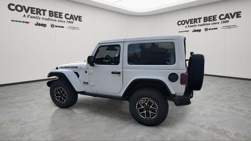 Bright White Clearcoat 2026 Jeep Wrangler Rubicon