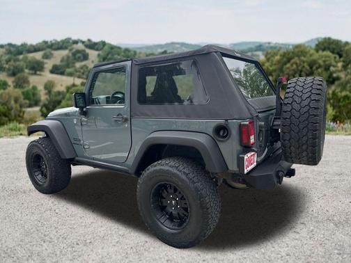 Anvil Clearcoat 2014 Jeep Wrangler Sport