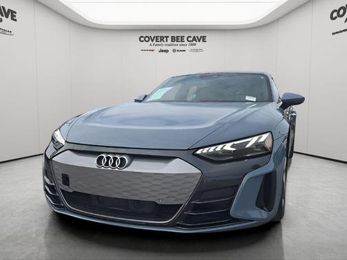 2022 Audi e-tron GT Premium Plus