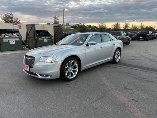 2020 Chrysler 300 