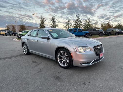 2020 Chrysler 300 