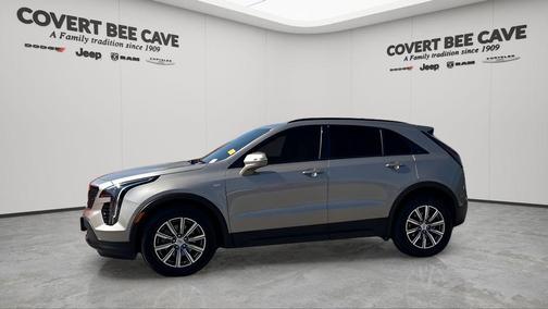 Latte 2022 Cadillac XT4 Sport