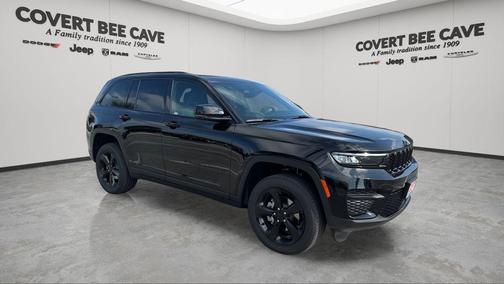 Diamond 2025 Jeep Grand Cherokee Laredo SUV