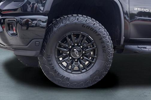 Black 2025 Chevrolet Silverado 2500 ZR2