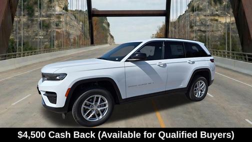 Bright White Clearcoat 2026 Jeep Grand Cherokee Laredo X