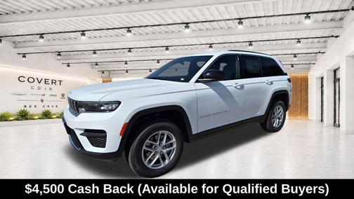 Bright White Clearcoat 2026 Jeep Grand Cherokee Laredo X