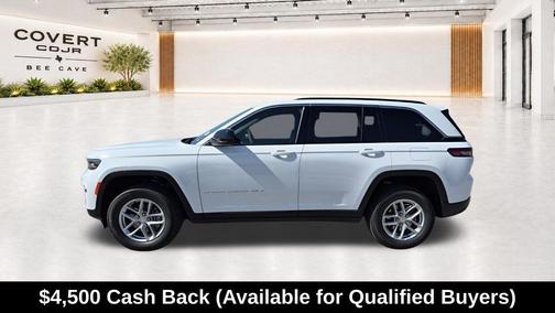 Bright White Clearcoat 2026 Jeep Grand Cherokee Laredo X