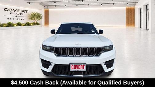 Bright White Clearcoat 2026 Jeep Grand Cherokee Laredo X