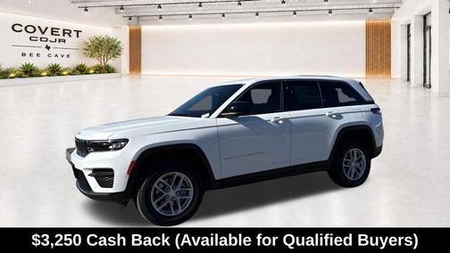 Bright White Clearcoat 2025 Jeep Grand Cherokee Laredo X