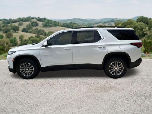 Summit White 2023 Chevrolet Traverse LT Leather