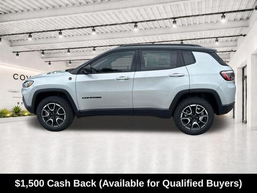 Silver Zynith 2026 Jeep Compass Trailhawk