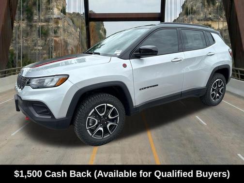 Silver Zynith 2026 Jeep Compass Trailhawk