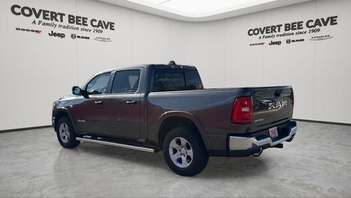 Granite Crystal Clearcoat Metallic 2026 RAM 1500 Big Horn/Lone Star