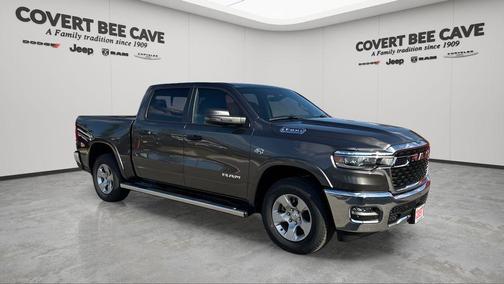 Granite Crystal Clearcoat Metallic 2026 RAM 1500 Big Horn/Lone Star