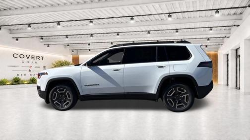 Bright White Clearcoat 2026 Jeep Cherokee Laredo