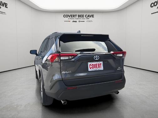 2022 Toyota RAV4 Hybrid LE