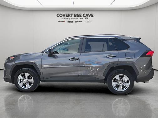 2022 Toyota RAV4 Hybrid LE