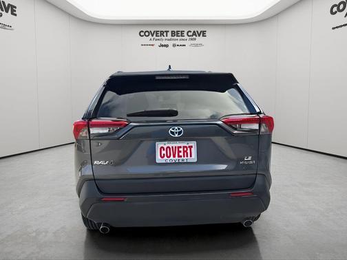 2022 Toyota RAV4 Hybrid LE