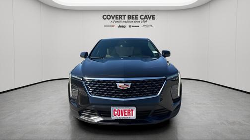 2024 Cadillac XT4 Luxury