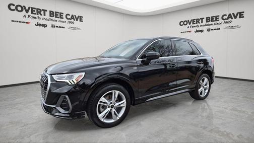 2023 Audi Q3 45 S line Premium
