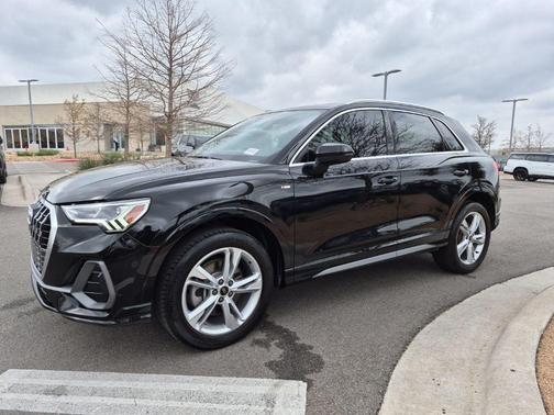 2023 Audi Q3 45 S line Premium