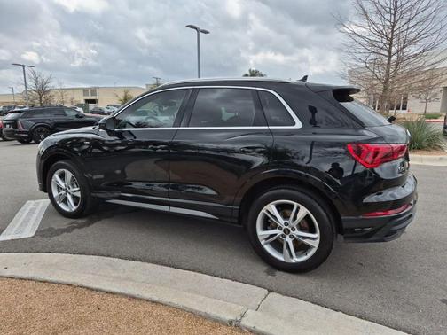 2023 Audi Q3 45 S line Premium
