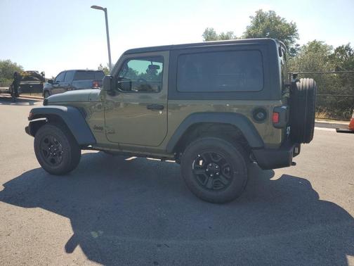 2025 Jeep Wrangler Sport
