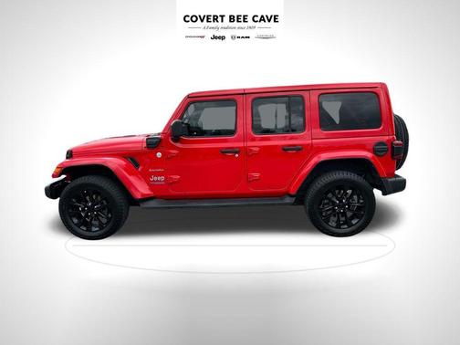 Firecracker Red Clearcoat 2022 Jeep Wrangler Unlimited 4xe Sahara