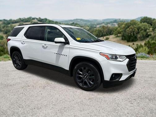 Summit White 2021 Chevrolet Traverse RS