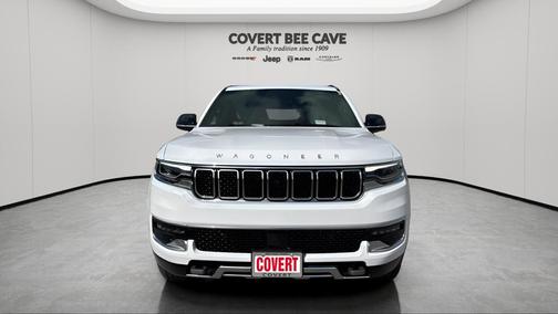 2025 Jeep Wagoneer Base