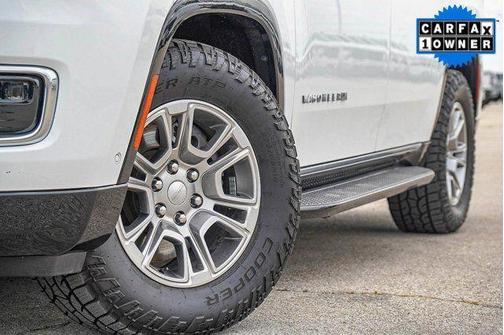 2024 Jeep Wagoneer Base