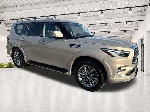 Champagne Quartz 2022 INFINITI QX80 Luxe