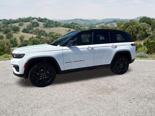 Bright White Clearcoat 2025 Jeep Grand Cherokee Limited