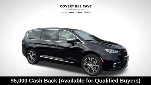 Diamond Black 2026 Chrysler Pacifica Pinnacle