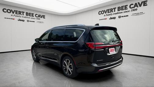 2026 Chrysler Pacifica Pinnacle