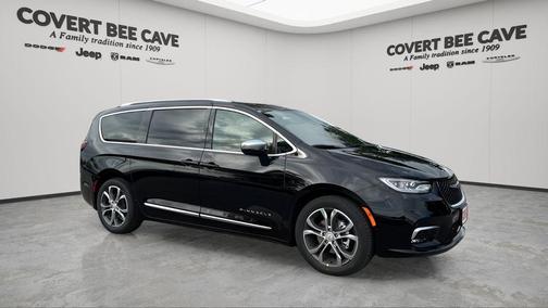 2026 Chrysler Pacifica Pinnacle