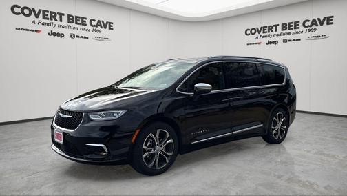 2026 Chrysler Pacifica Pinnacle