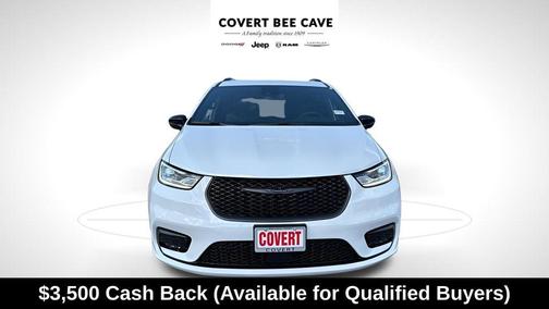 Bright White Clearcoat 2026 Chrysler Pacifica Select