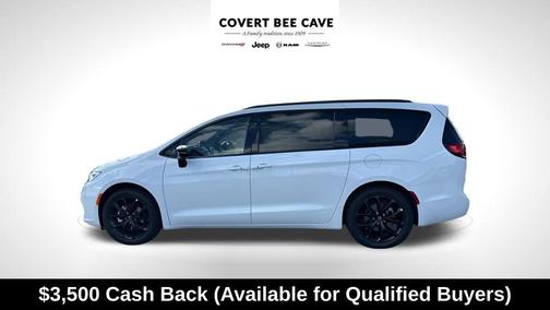 Bright White Clearcoat 2026 Chrysler Pacifica Select