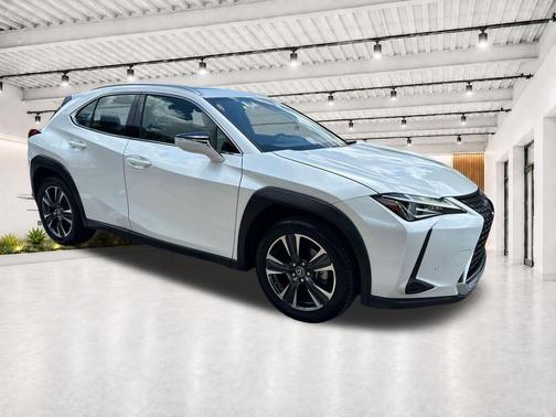White Pearl 2021 Lexus UX 200 Base