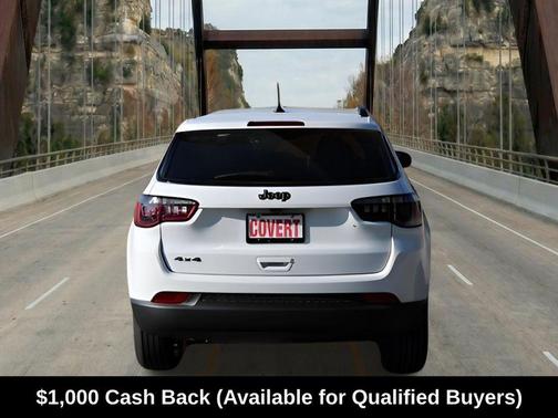 Bright White Clearcoat 2026 Jeep Compass Latitude