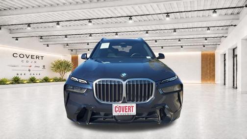 Carbon Black Metallic 2023 BMW X7 xDrive40i
