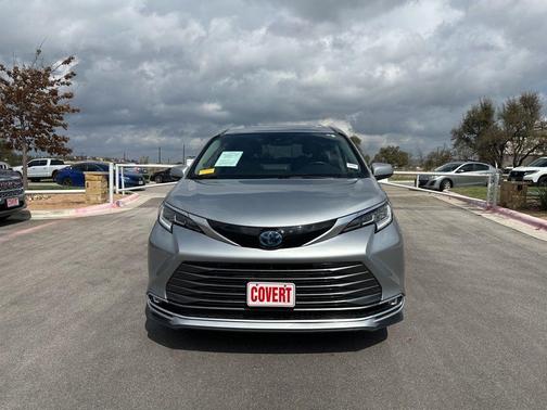 2021 Toyota Sienna Limited