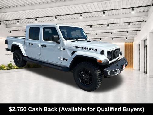 Bright White Clearcoat 2026 Jeep Gladiator Texas Trail