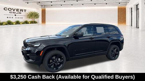 Diamond Black 2025 Jeep Grand Cherokee Laredo