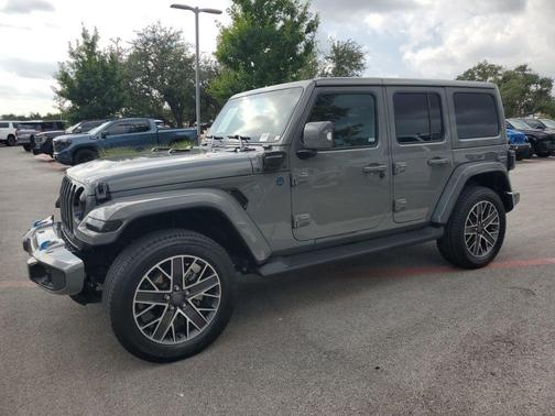 2022 Jeep Wrangler Unlimited 4xe Sahara