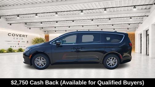 Diamond Black 2026 Chrysler Voyager LX